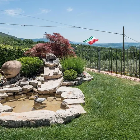 Сasa de vacaciones 2 Bedroom Lovely In Massa Martana