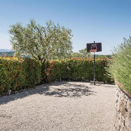 Сasa de vacaciones 2 Bedroom Lovely In Massa Martana